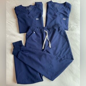 Figs Scrub Set (with 2 shirts)